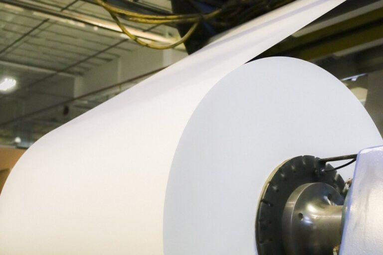 Choosing the Right Paper Core Manufacturer for Your Business